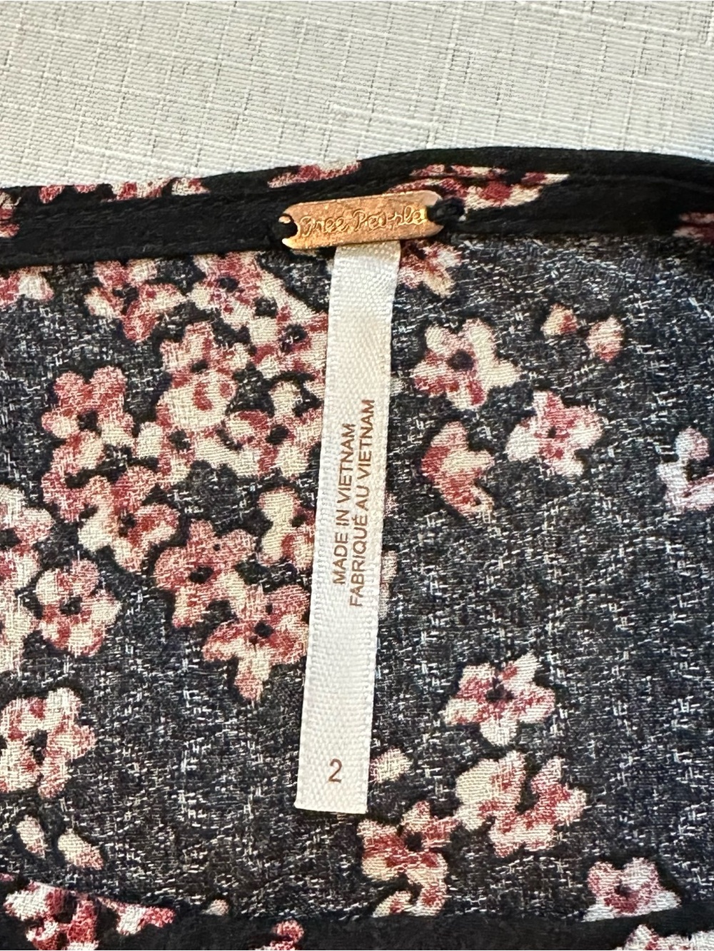 Free People Black Floral Handkerchief Hem Skirt Size 2 - Picture 11 of 12